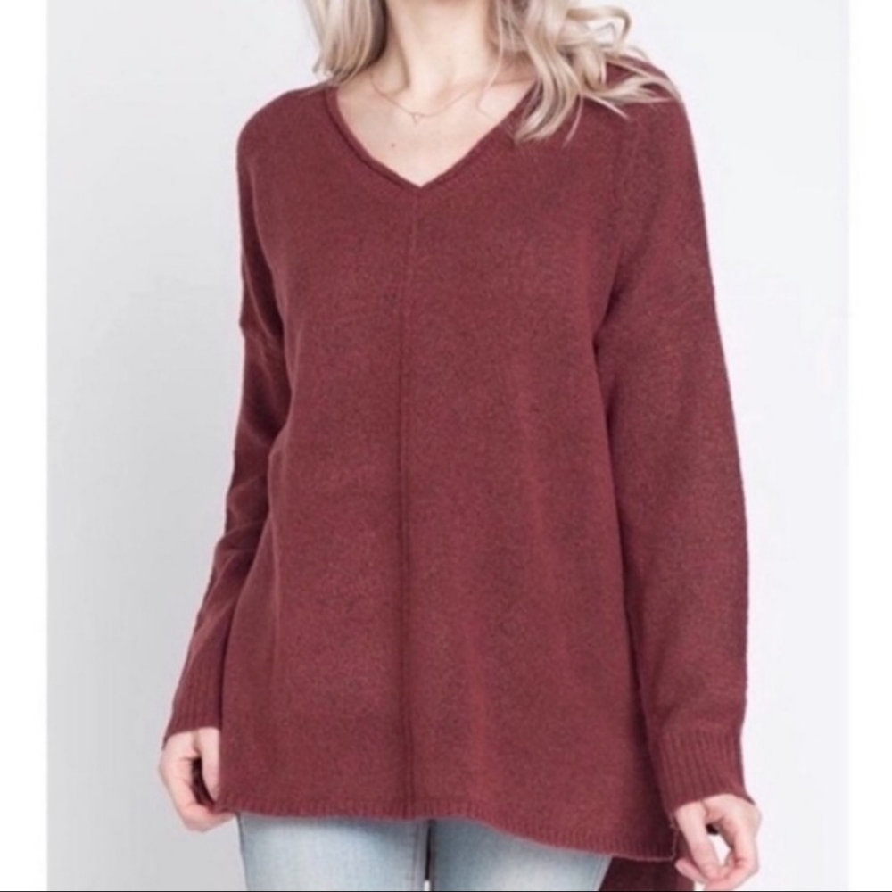 NWT Burgundy speckled v-neck sweater